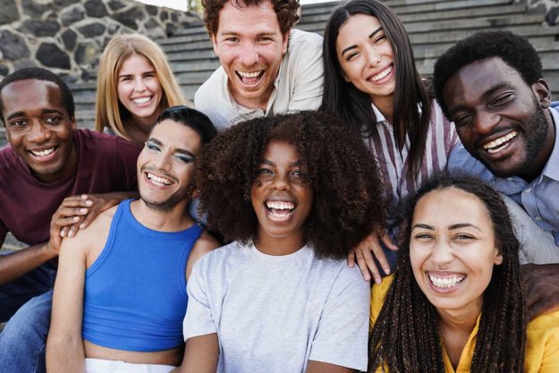 3 Benefits of Short Term Drug Rehab Diverse group smiling after short term drug rehab