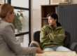 man talks with therapist about opioid treatment options
